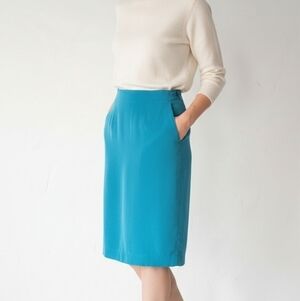 VTG CC Courtenay 100% Silk Teal Pencil Skirt Size 12
